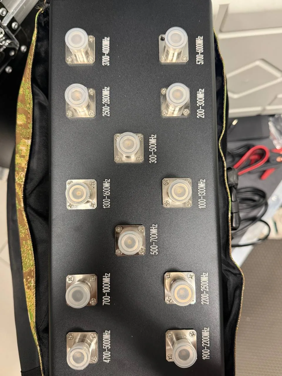 РЭБ Рюкзак Гарпия pro 600W 12К с купольной антенной на крышу автомобиля и штыревыми антеннами для пехоты , 2в1