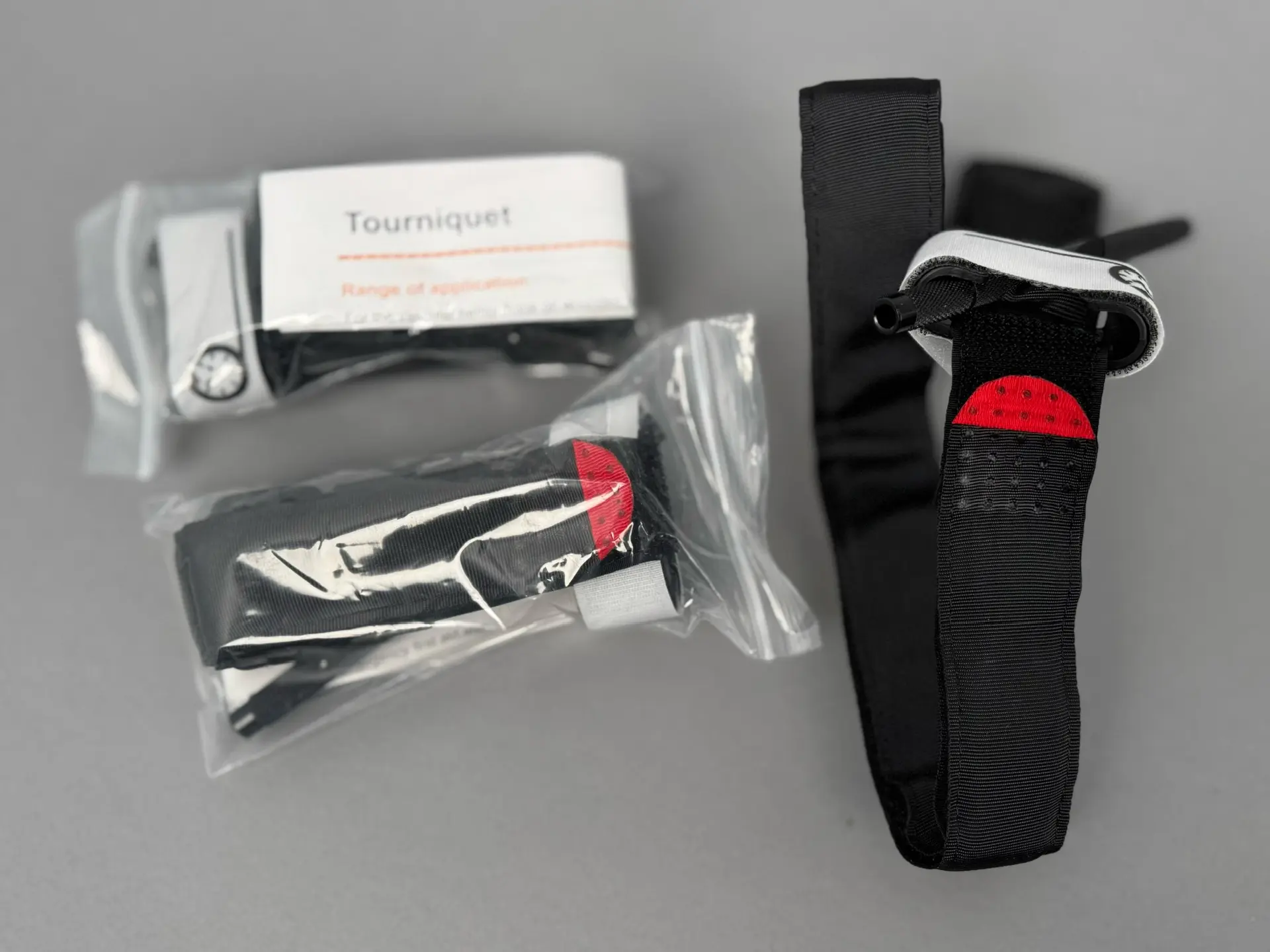 RHINO RESCUE: КОМПЛЕКТ ОККЛЮЗИОННЫХ ПЛАСТЫРЕЙ CHEST SEAL TWIN PACK