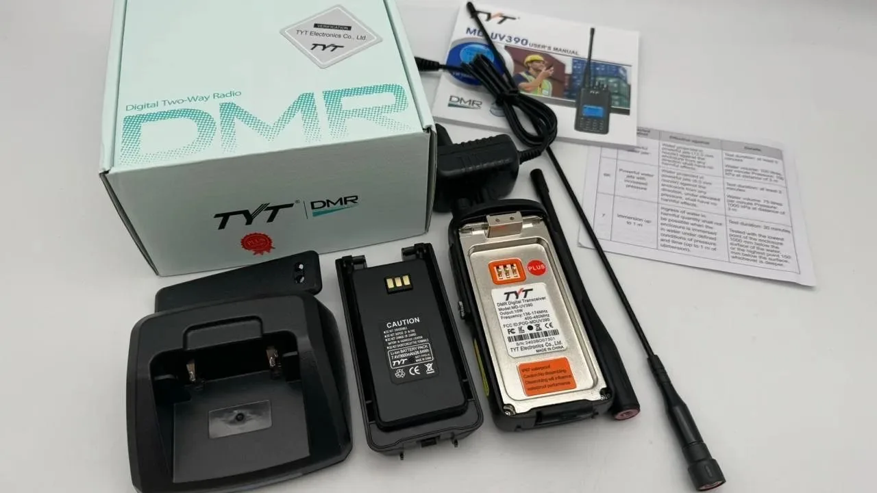 Цифровая радиостанция TYT MD-UV390 DMR AES 256 ip67