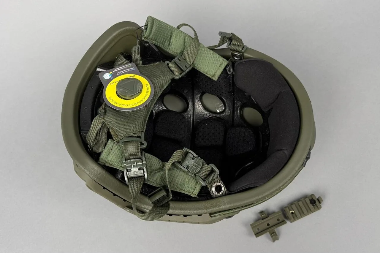 СВМПЭ / ТАКТИЧЕСКИЙ БАЛЛИСТИЧЕСКИЙ ШЛЕМ FAST Ops-Core (цвет «олива») NIJ IIIA / без ушей с системой регулировки Венди 🟡⚫️ и подтулейной системой второго поколения