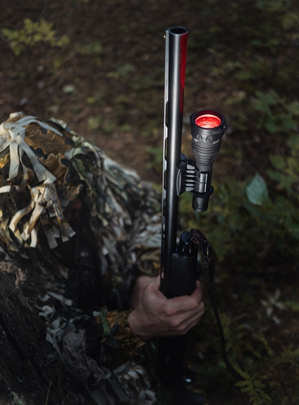 Фонарь тактический Armytek Viking Pro Extended Set (нейтральный белый 2200 люмен)