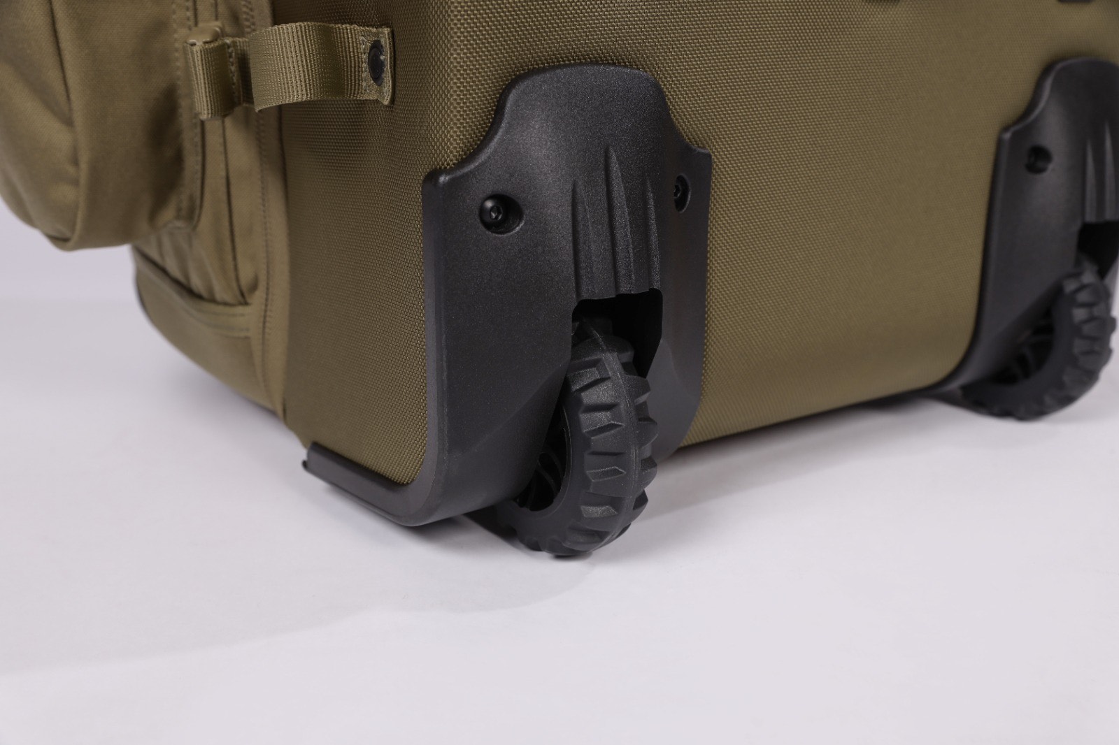 Cумка тактическая на колесах Emersongear (Эмерсонгир) 186 литров, цвет coyote/койот