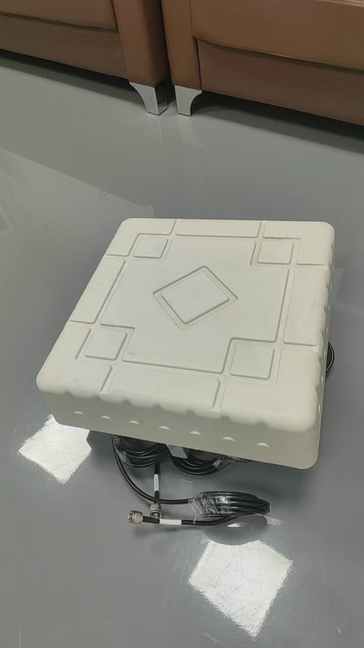 РЭБ Рюкзак Гарпия pro 600W 12К с купольной антенной на крышу автомобиля и штыревыми антеннами для пехоты , 2в1